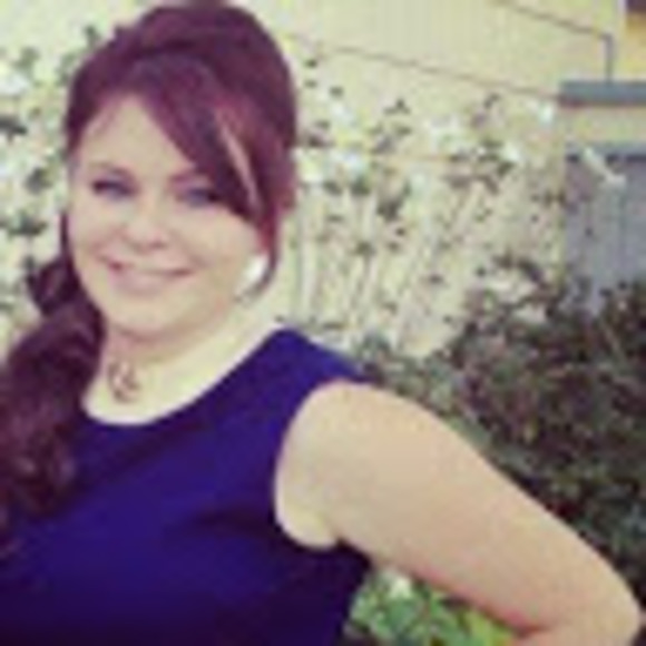 Meet your Posher, Erin - Picture 1 of 1